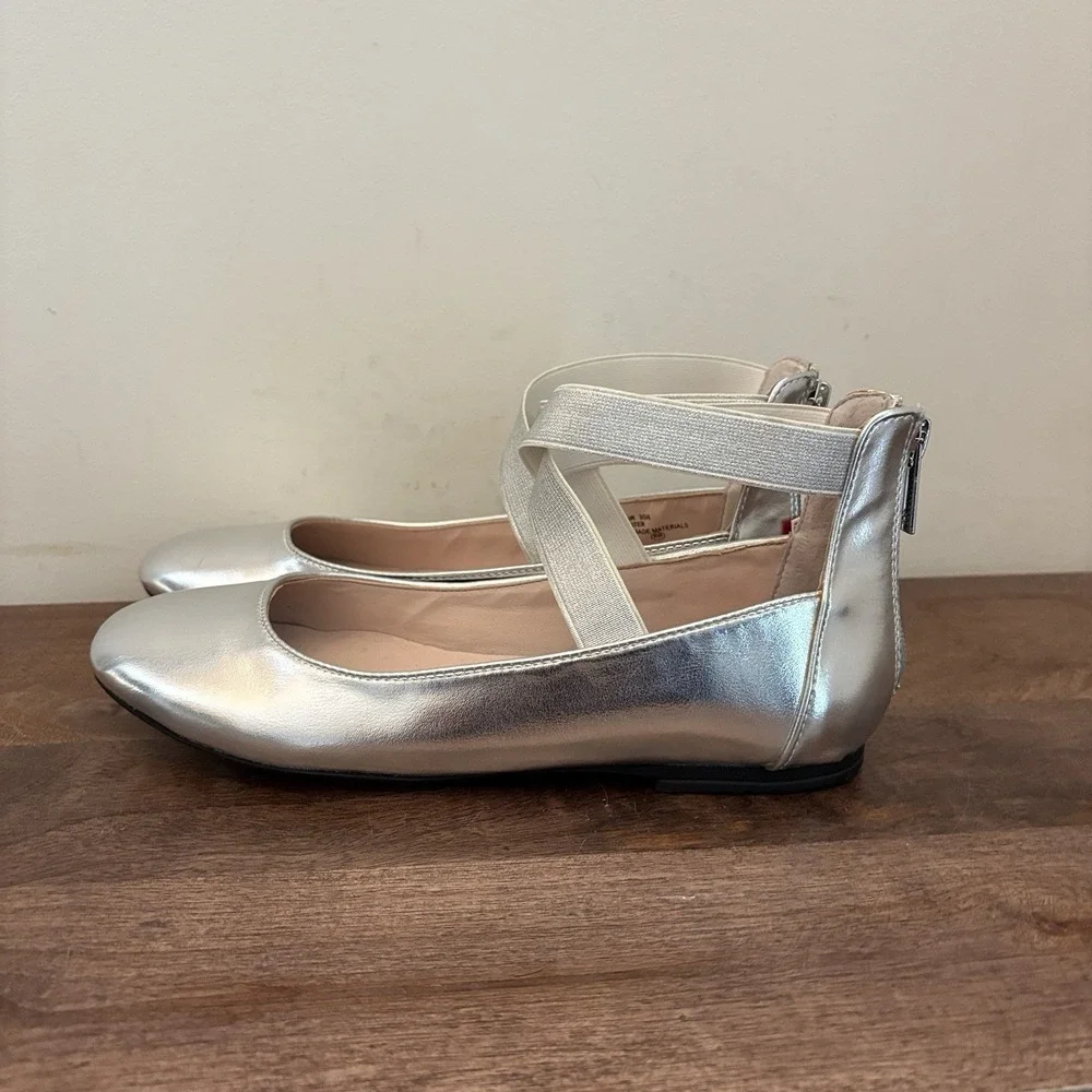 Nina Girls Dress Shoes Ballet Flats Silver Metallic Leather Marissa Size 5 NEW